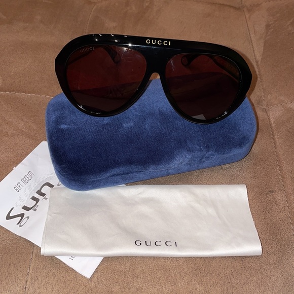 Too big for my face - Picture 6 of 11